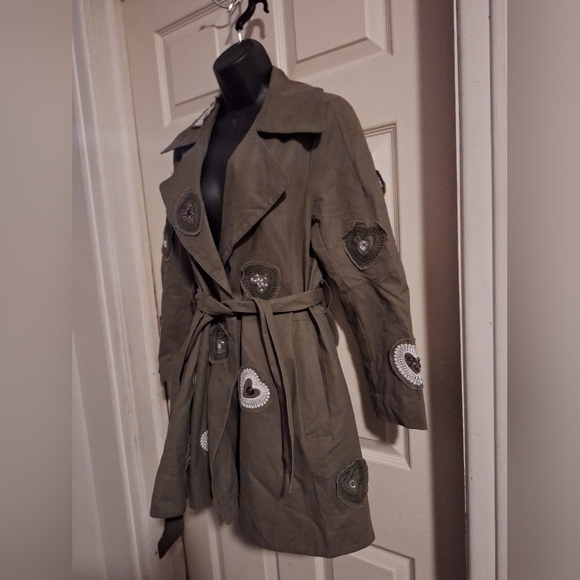 Dark green with heart print coat - Picture 3 of 4